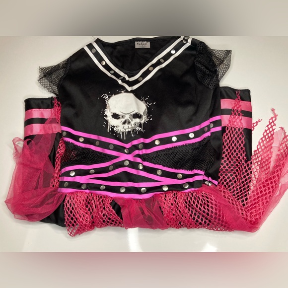 Scare squad cheerleader costume - Picture 8 of 16